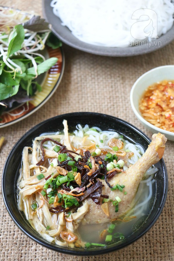 Bún măng vịt